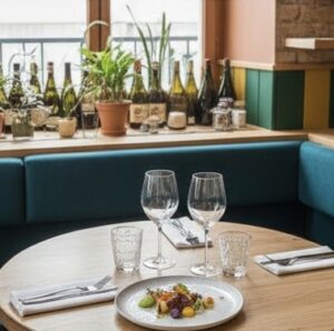 Table dressée La Cour